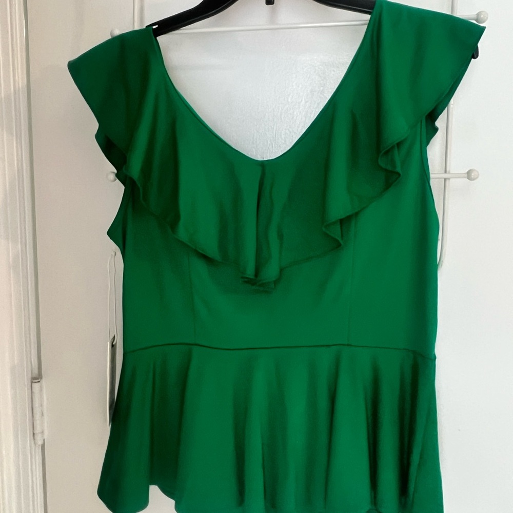 🍀 🇮🇪Ruffle Sleeve Peplum Top 🍀🇮🇪 Shenanigan ready!